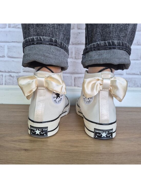 Converse Shoes - ⭐Converse Chuck 70 Bows Hi Size 8 Women's shoes Sneakers Beige A14829C⭐